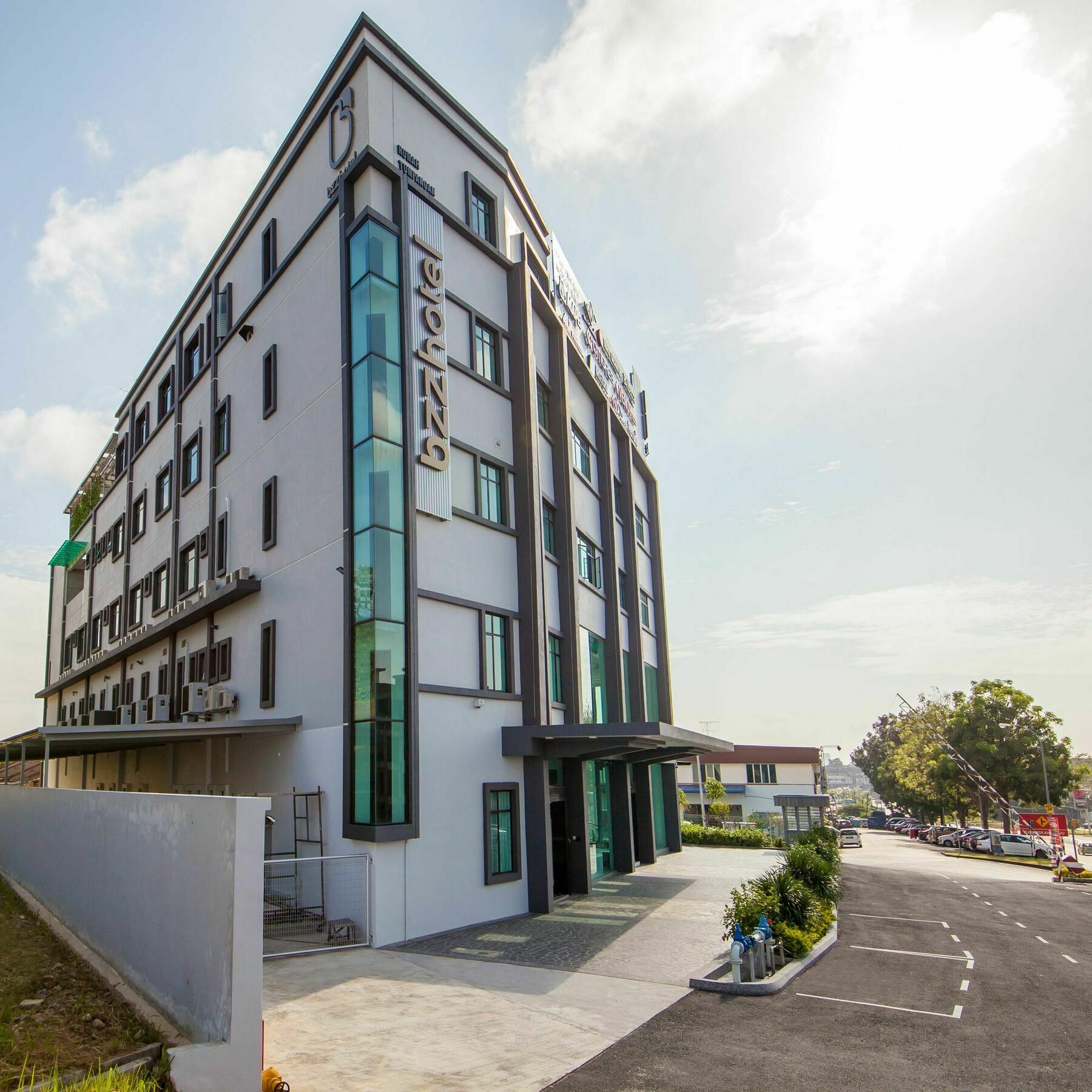 Bzz Hotel Skudai Exterior foto